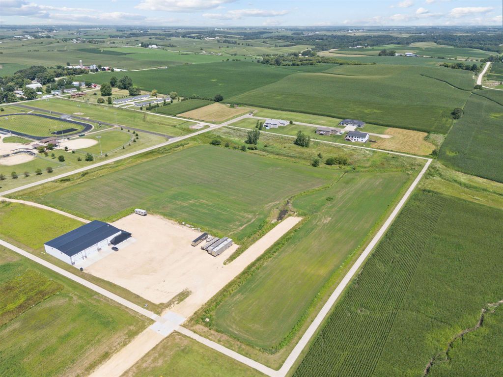 Photo of Lot 3 Edgewood Industrial Park, Edgewood, IA 52042 (MLS # 153551)