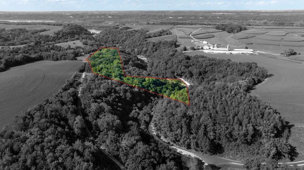 Photo of Lot 2-1 Creek Valley Acres, Sherrill, IA 52073 (MLS # 152303)