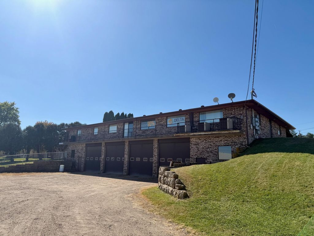 Photo of 10502 St Joseph Drive #Suite 5, Dubuque, IA 52003 (MLS # 153227)