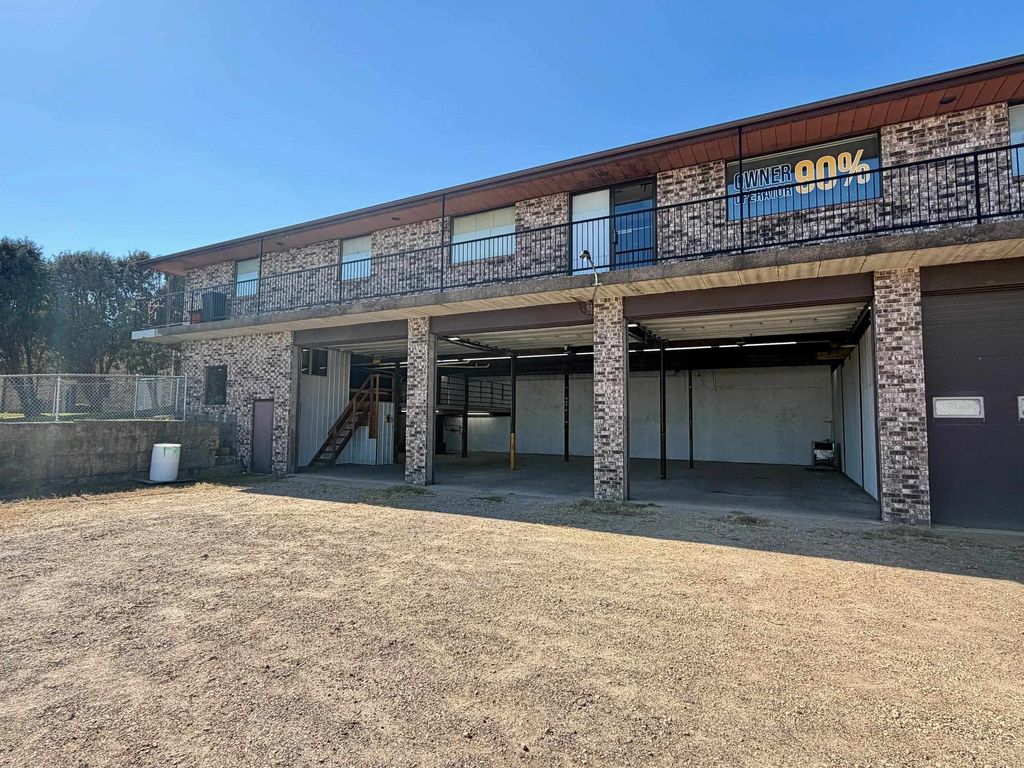 Photo of 10502 St Joseph Drive #Suite 5, Dubuque, IA 52003 (MLS # 153227)
