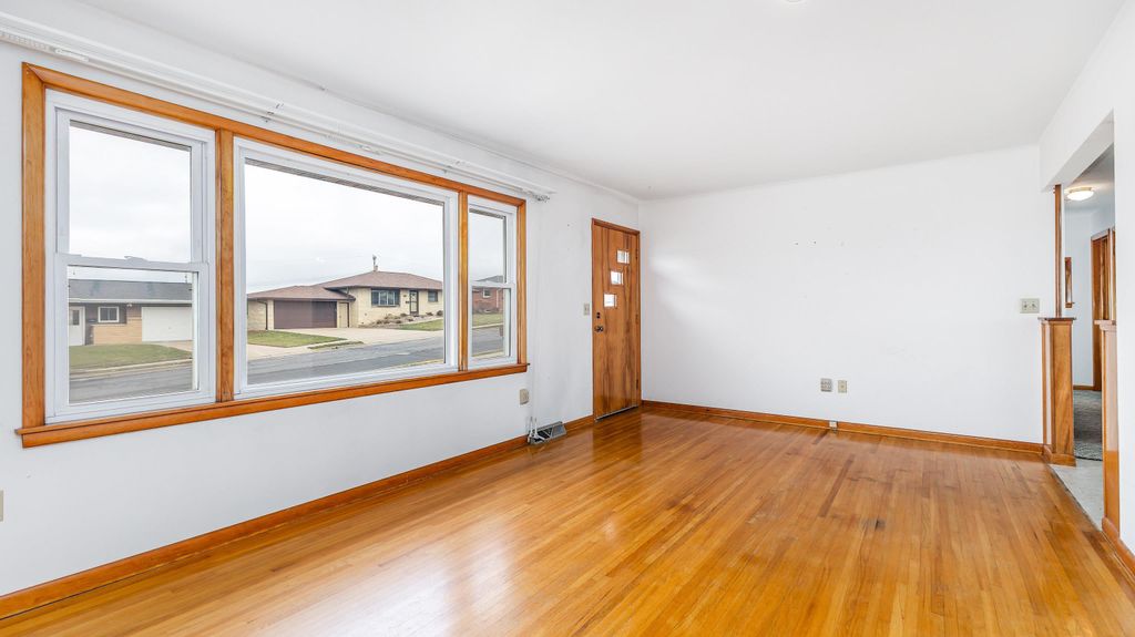 Photo of 263 Saint Ann Avenue, Dickeyville, WI 53808 (MLS # 153537)