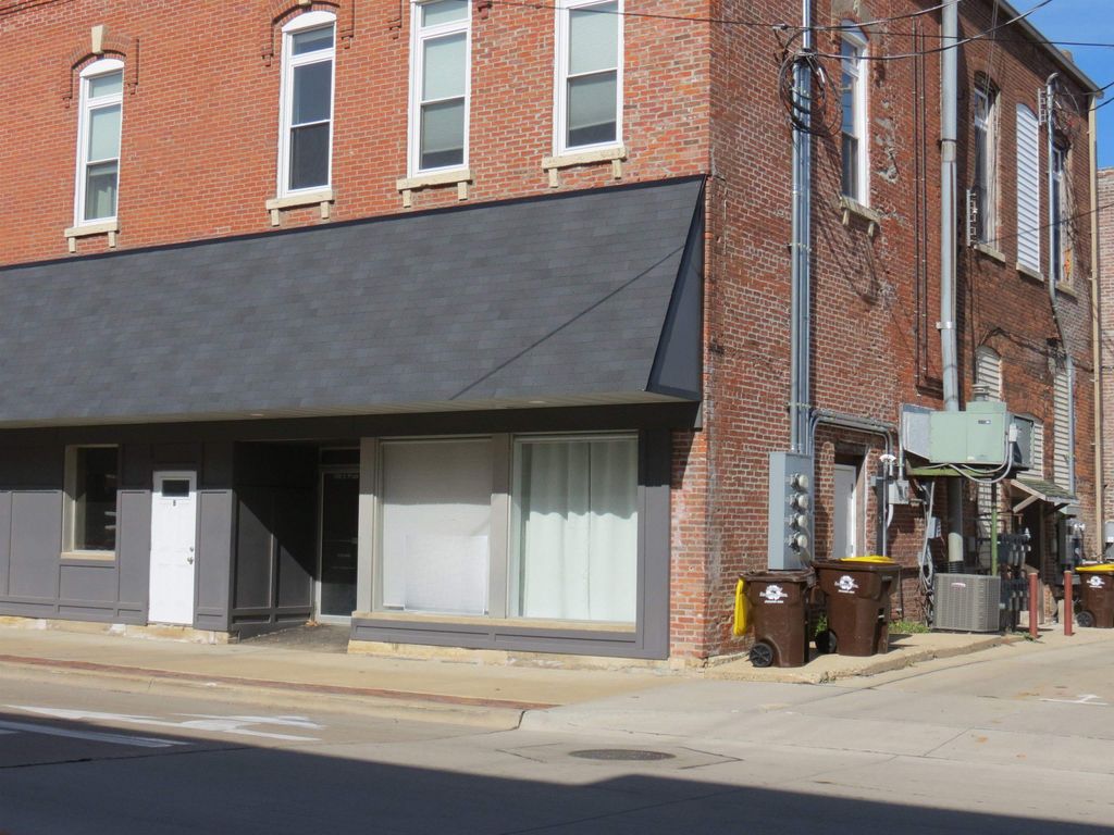 Photo of 108 E Platt Street, Maquoketa, IA 52060 (MLS # 153354)