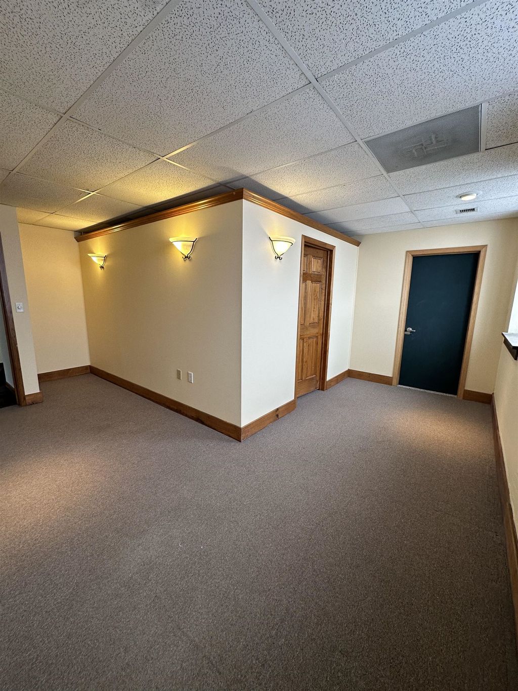 Photo of 419 N Grandview Avenue, Dubuque, IA 52001 (MLS # 153899)