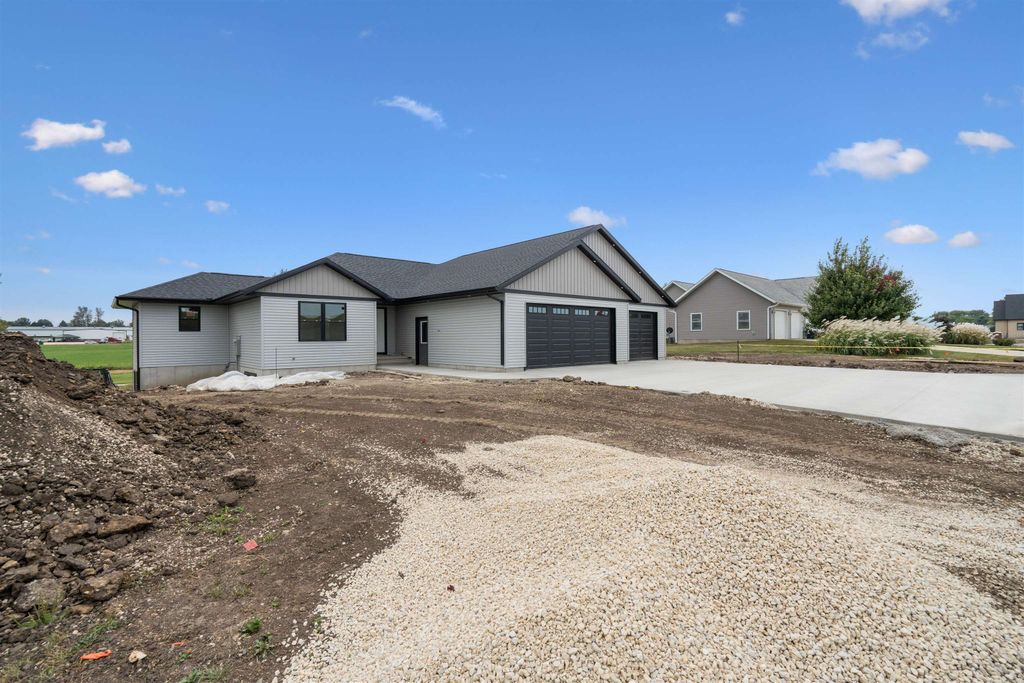 Photo of 305 Peterson Street, Edgewood, IA 52042 (MLS # 153236)