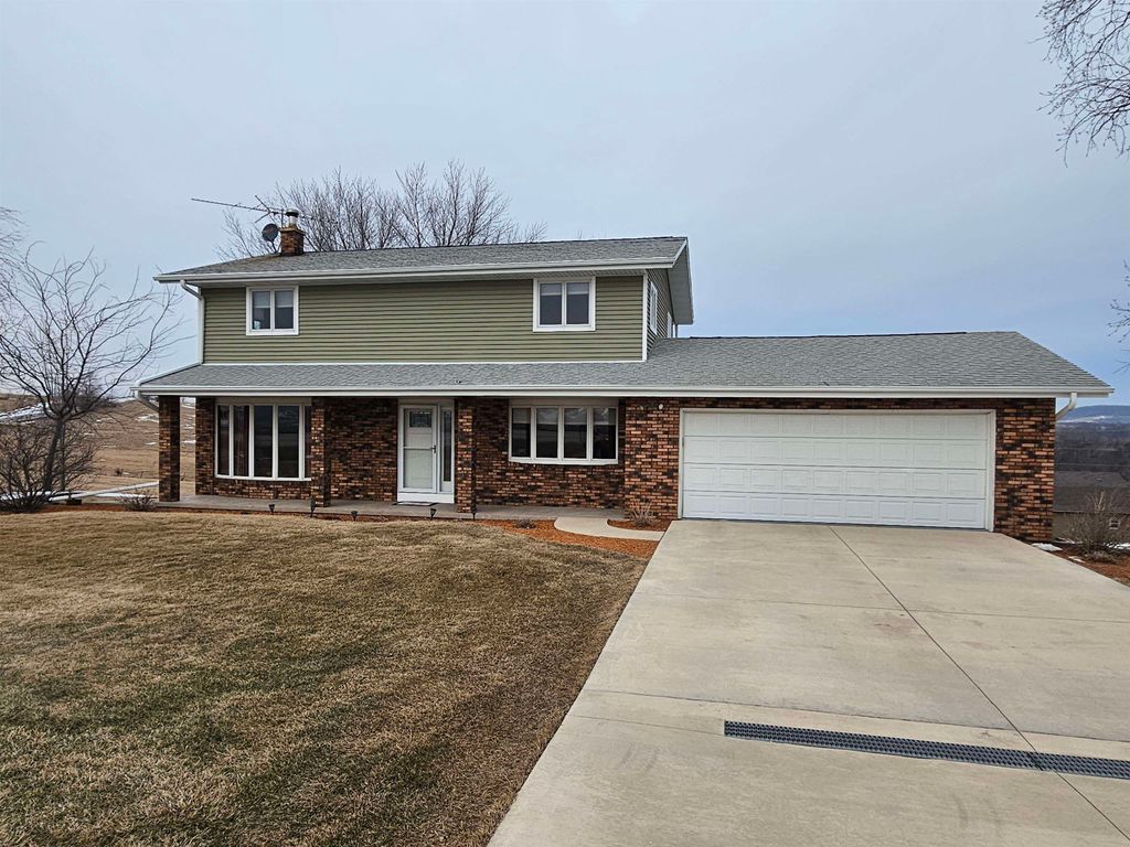 Photo of 18927 RTE 3 Highway, Durango, IA 52039 (MLS # 153922)