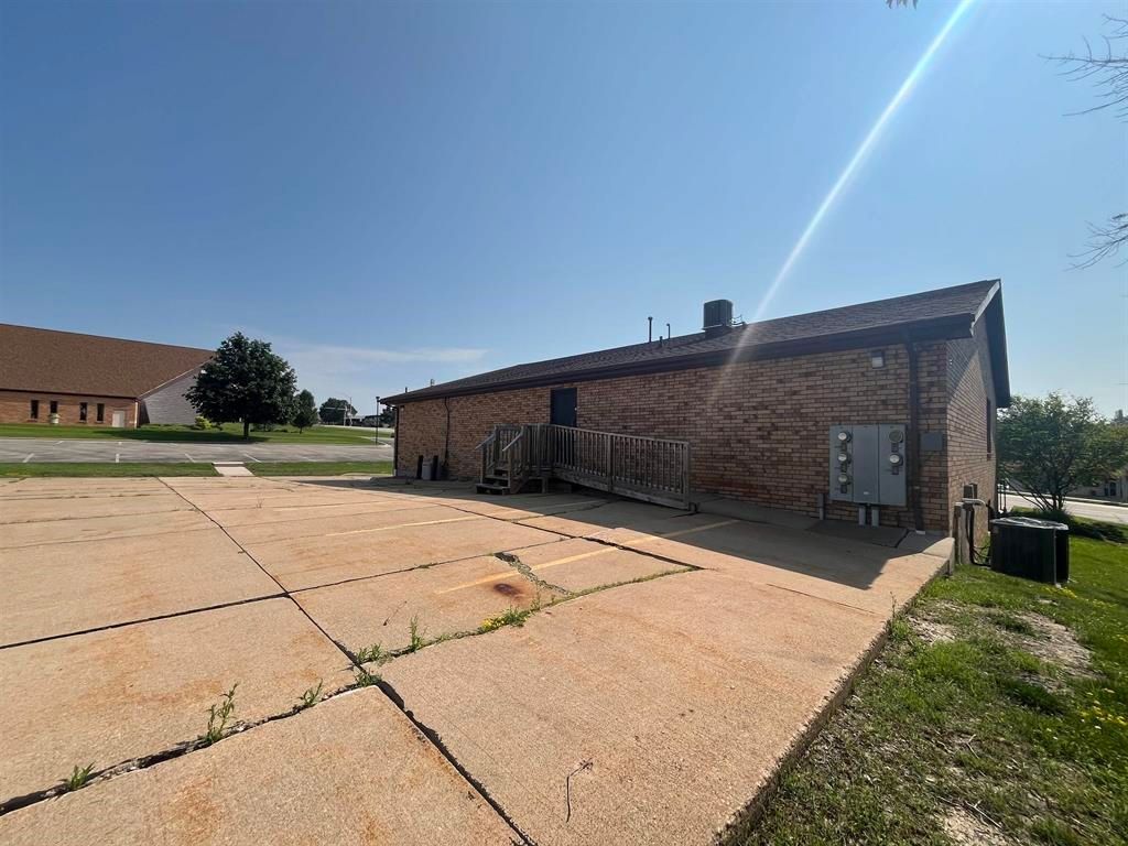 Photo of 2115 John F Kennedy Road, Dubuque, IA 52002 (MLS # 152443)
