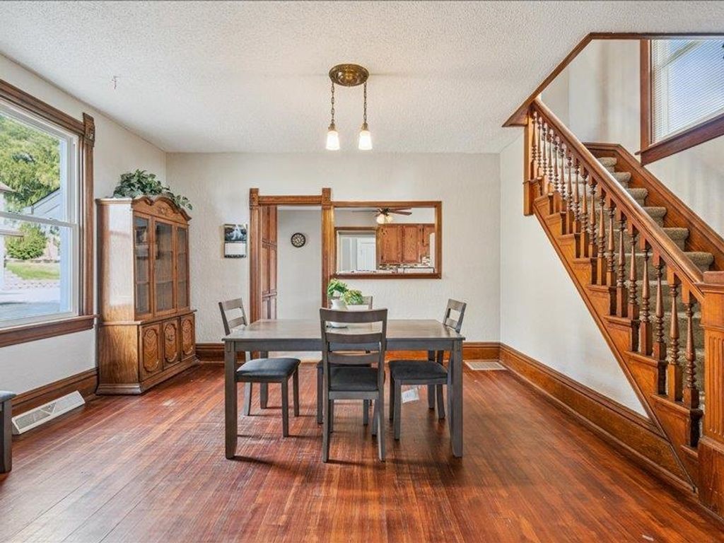 Photo of 301 Market Street, Bellevue, IA 52031 (MLS # 153165)