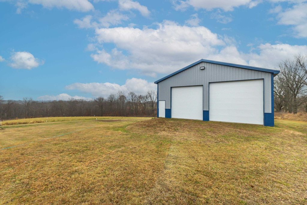 Photo of 20216 Kruse Lane, Sherrill, IA 52073 (MLS # 153545)