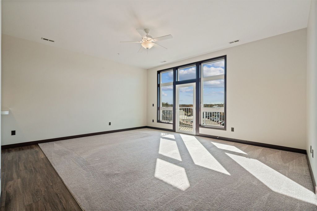 Photo of 120 Twin Steeples Circle NE #214 Cir, Dyersville, IA 52040 (MLS # 153848)