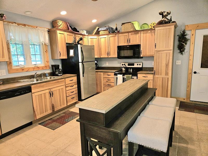 428 Hickory Road - Photo 2