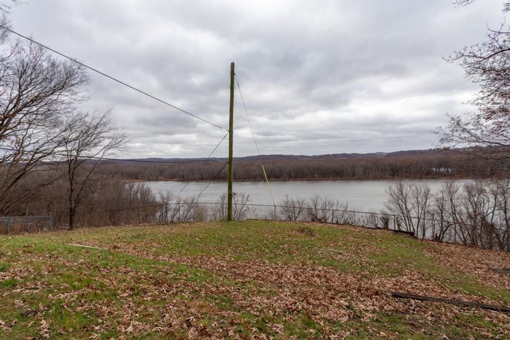 Photo of 7666 Hilltop Road, East Dubuque, IL 61025 (MLS # 153539)