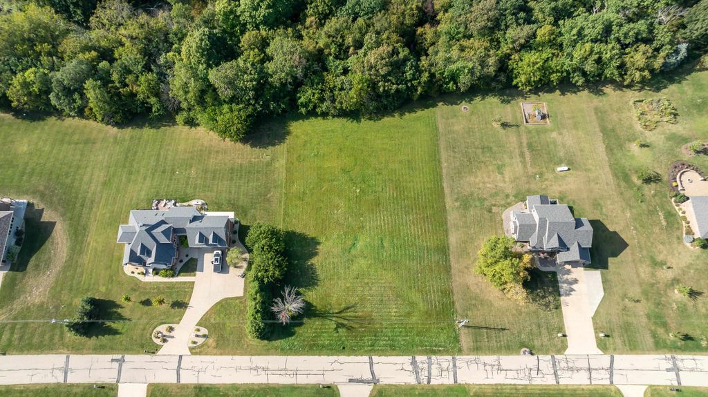 Photo of Lot 3 Raphael Drive, Dubuque, IA 52003 (MLS # 152024)