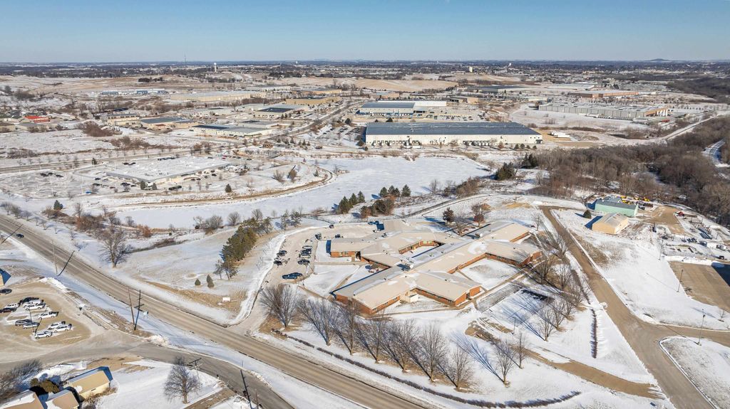 Photo of 1160 Seippel Road, Dubuque, IA 52001 (MLS # 153874)