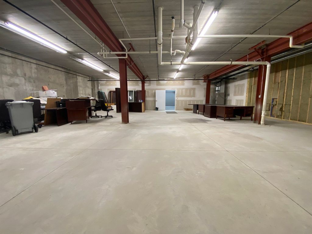 Photo of 300 Main Street #Suite 10, Dubuque, IA 52001 (MLS # 154155)