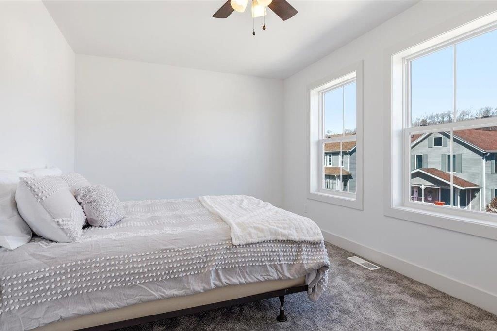 Photo of 2527 Washington Street, Dubuque, IA 52001 (MLS # 153705)