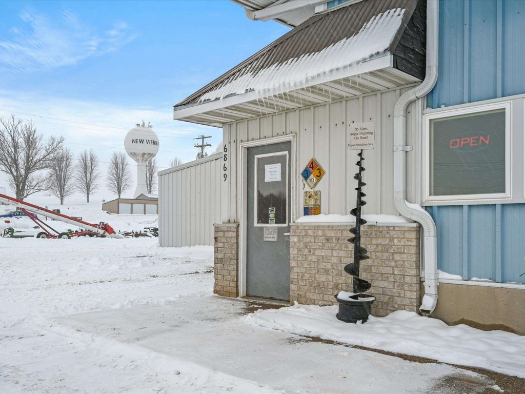 Photo of 6869 Columbus Street, New Vienna, IA 52065 (MLS # 153578)