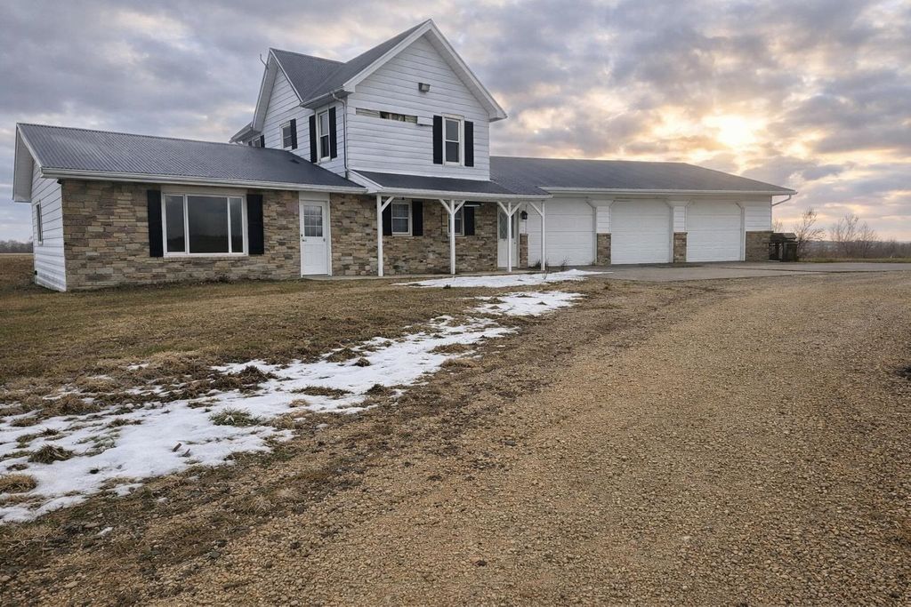 Photo of 23363 Tollgate Road, Holy Cross, IA 52054 (MLS # 153665)