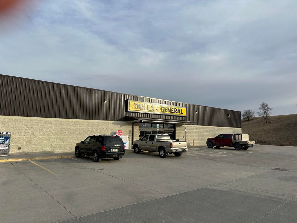 Photo of 3973 County Road V18, Brooklyn, IA 52211 (MLS # 153743)