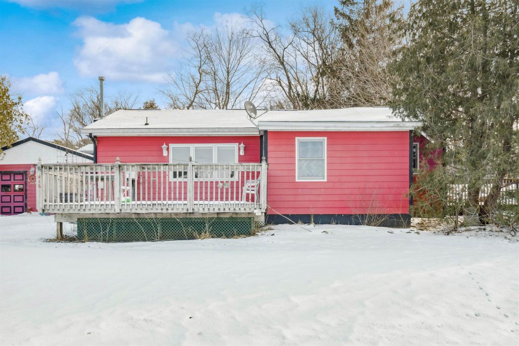 Photo of 416 S Thomas Street, Earlville, IA 52041 (MLS # 153905)
