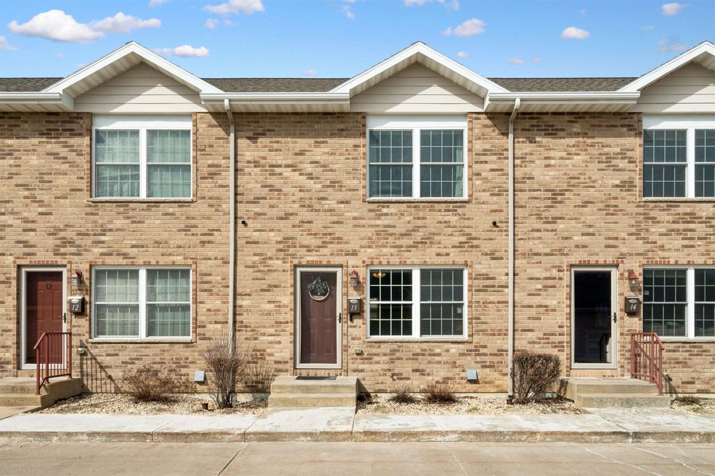 Photo of 3470 Hillcrest Road #13, Dubuque, IA 52002 (MLS # 154202)