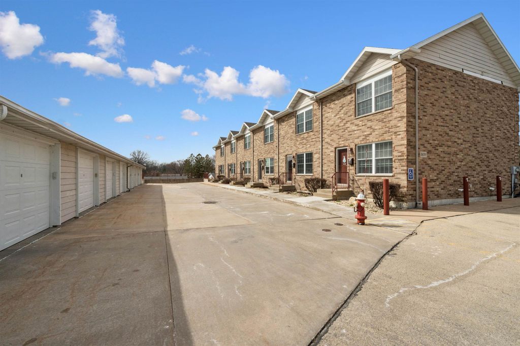 Photo of 3470 Hillcrest Road #13, Dubuque, IA 52002 (MLS # 154202)