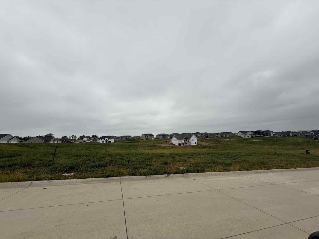 Photo of Lot 85 Wagon Wheel Lane, Dubuque, IA 52002 (MLS # 153079)
