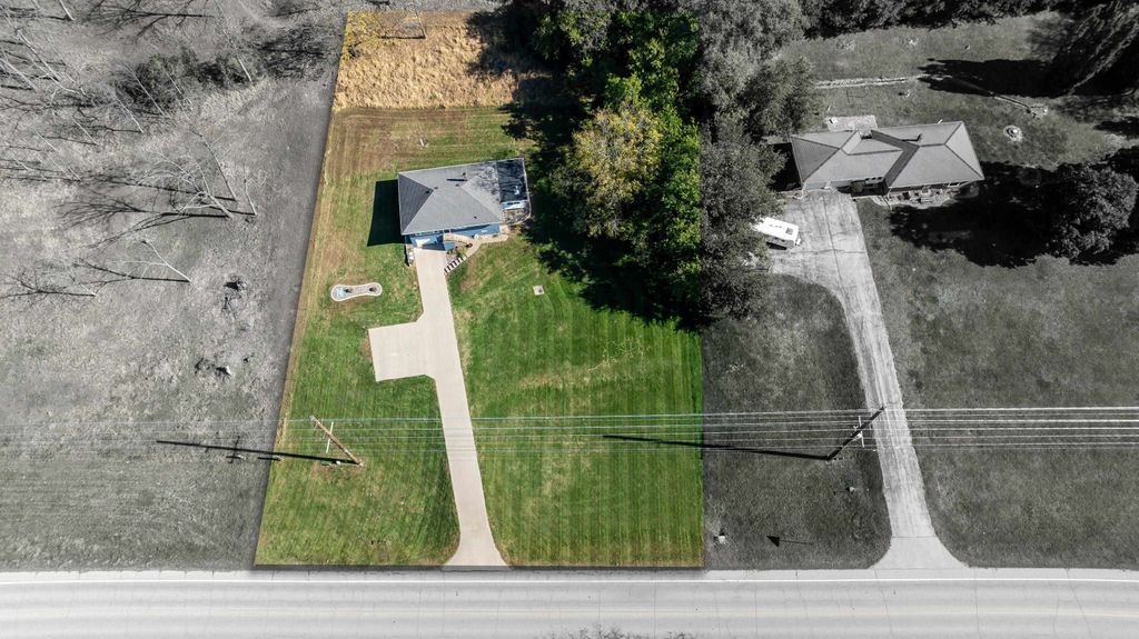 Photo of 17794 S John Deere Road, Dubuque, IA 52001 (MLS # 153413)