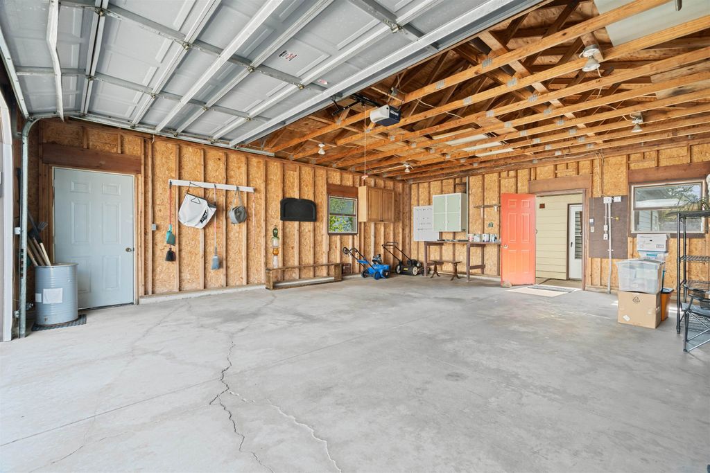 Photo of 110 E Linn Street, Coggon, IA 52218 (MLS # 152923)