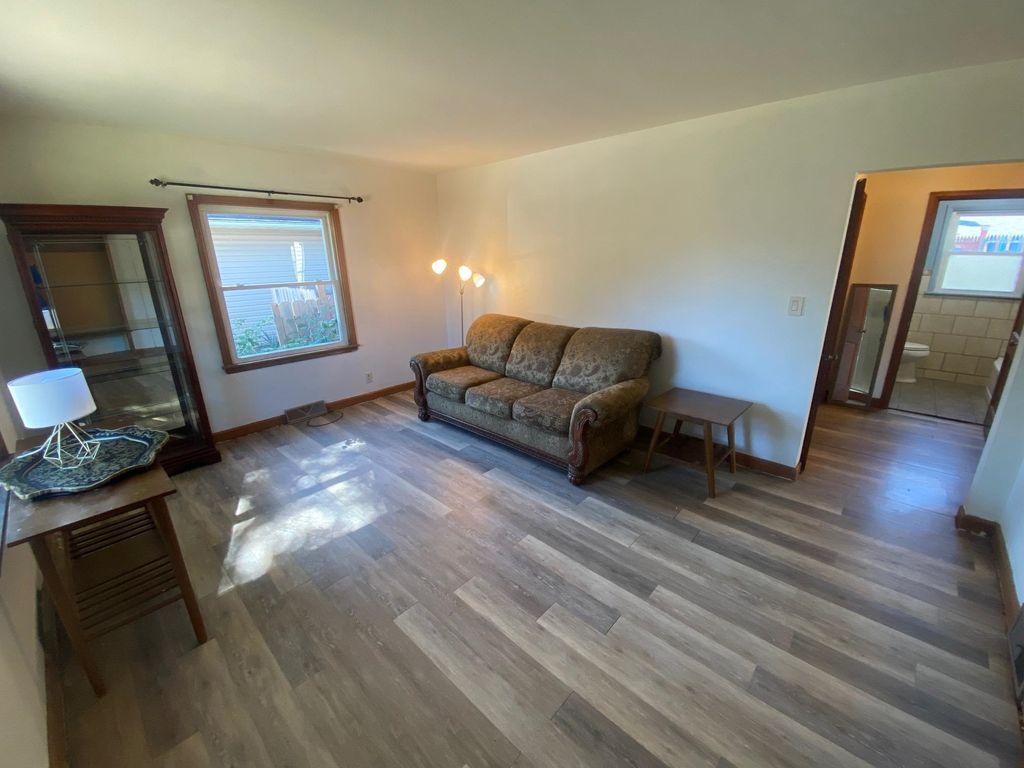 Photo of 2921 Balke Street, Dubuque, IA 52001 (MLS # 152850)