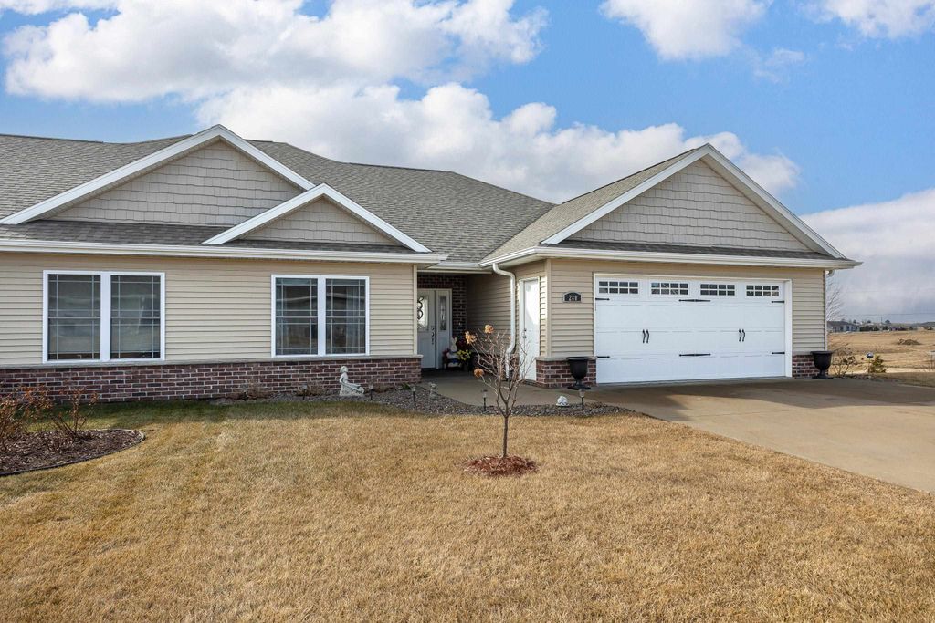 Photo of 280 Angela Jean Circle, Peosta, IA 52068 (MLS # 154009)