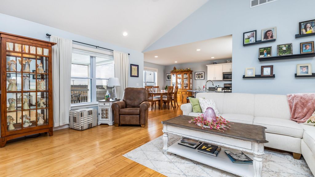 Photo of 280 Angela Jean Circle, Peosta, IA 52068 (MLS # 154009)