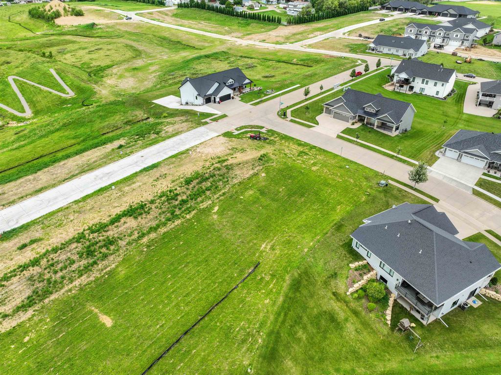 Photo of Lot 72 Waterbridge Lane, Dubuque, IA 52003 (MLS # 152536)