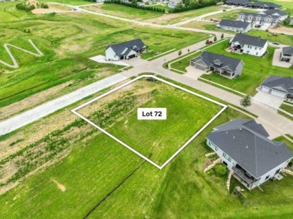 Photo of Lot 72 Waterbridge Lane, Dubuque, IA 52003 (MLS # 152536)