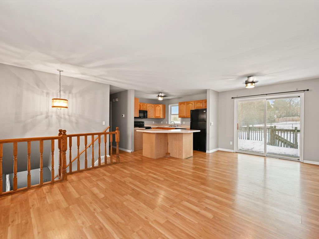 Photo of 2665 Marywood Drive, Dubuque, IA 52001 (MLS # 153627)