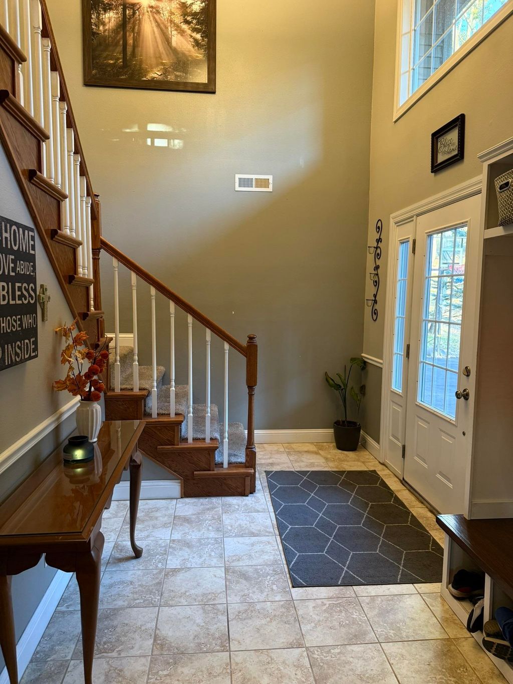 Photo of 8955 Hickory Hollow Court, Dubuque, IA 52003 (MLS # 153220)