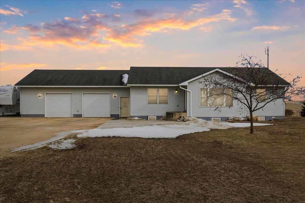 Photo of 1058 Laser Road, Edgewood, IA 52042 (MLS # 153931)