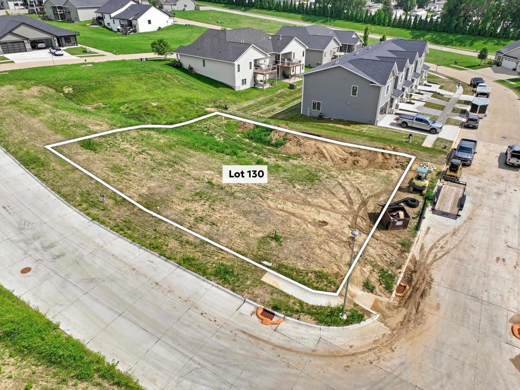 Photo of Lot 130 Edenbrook Lane, Dubuque, IA 52003 (MLS # 152568)