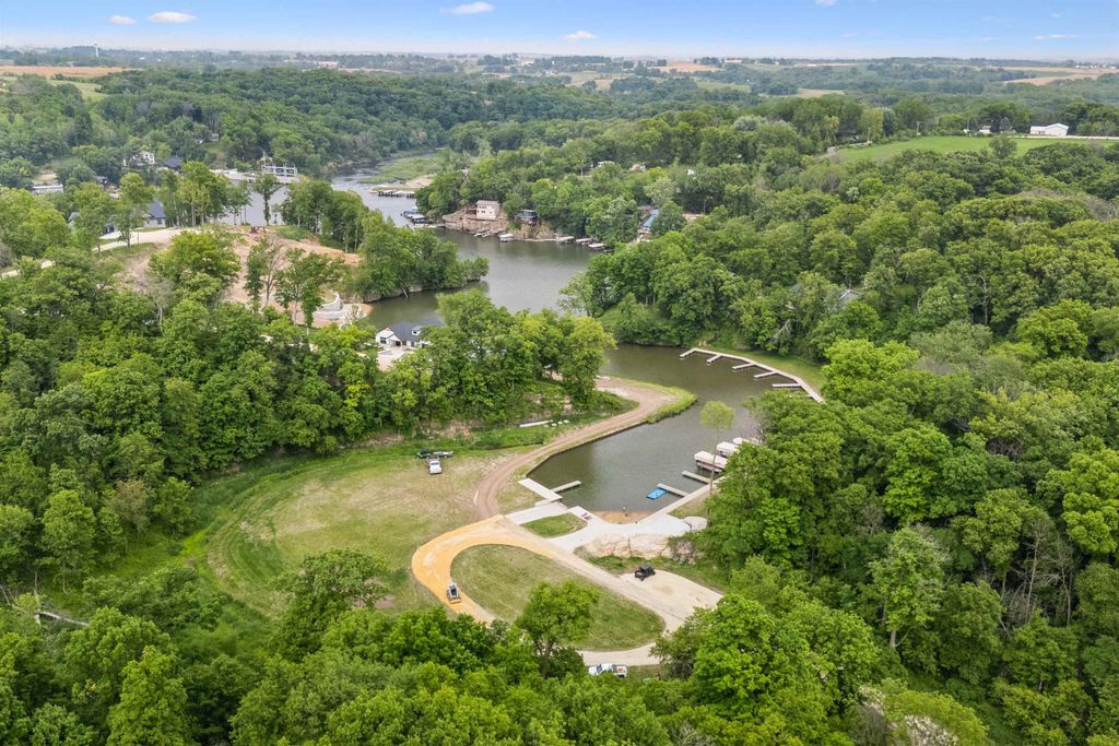 Photo of LOT 1 Lake Pointe Estates Street, Delhi, IA 52223 (MLS # 152226)