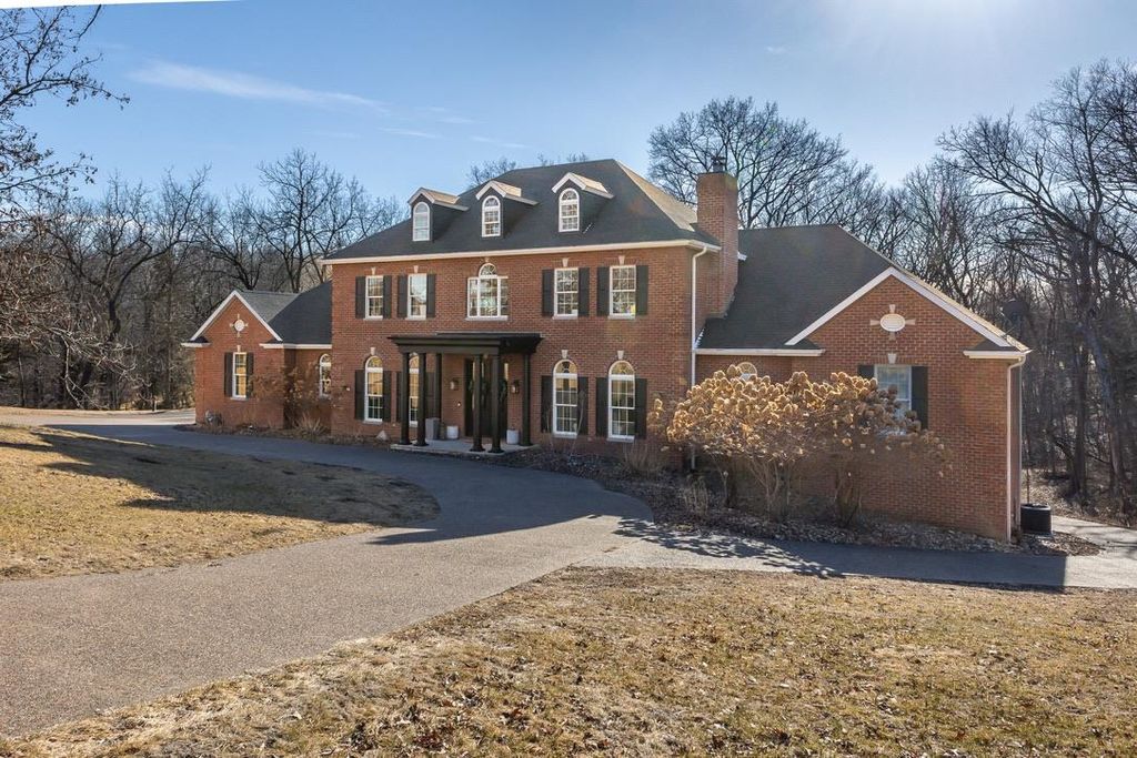 Photo of 77 Roosevelt Drive, East Dubuque, IL 61025 (MLS # 152940)