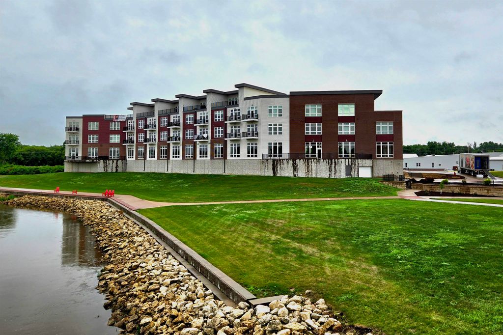 Photo of 120 NE Twin Steeples Circle, Dyersville, IA 52040 (MLS # 152421)