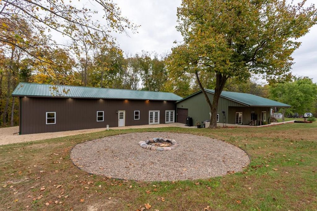 Photo of 9600 Ash Street, Bernard, IA 52032 (MLS # 153274)