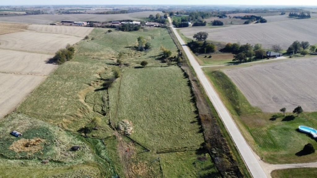 Photo of 0 Mill Creek Road, La Motte, IA 52054 (MLS # 153351)