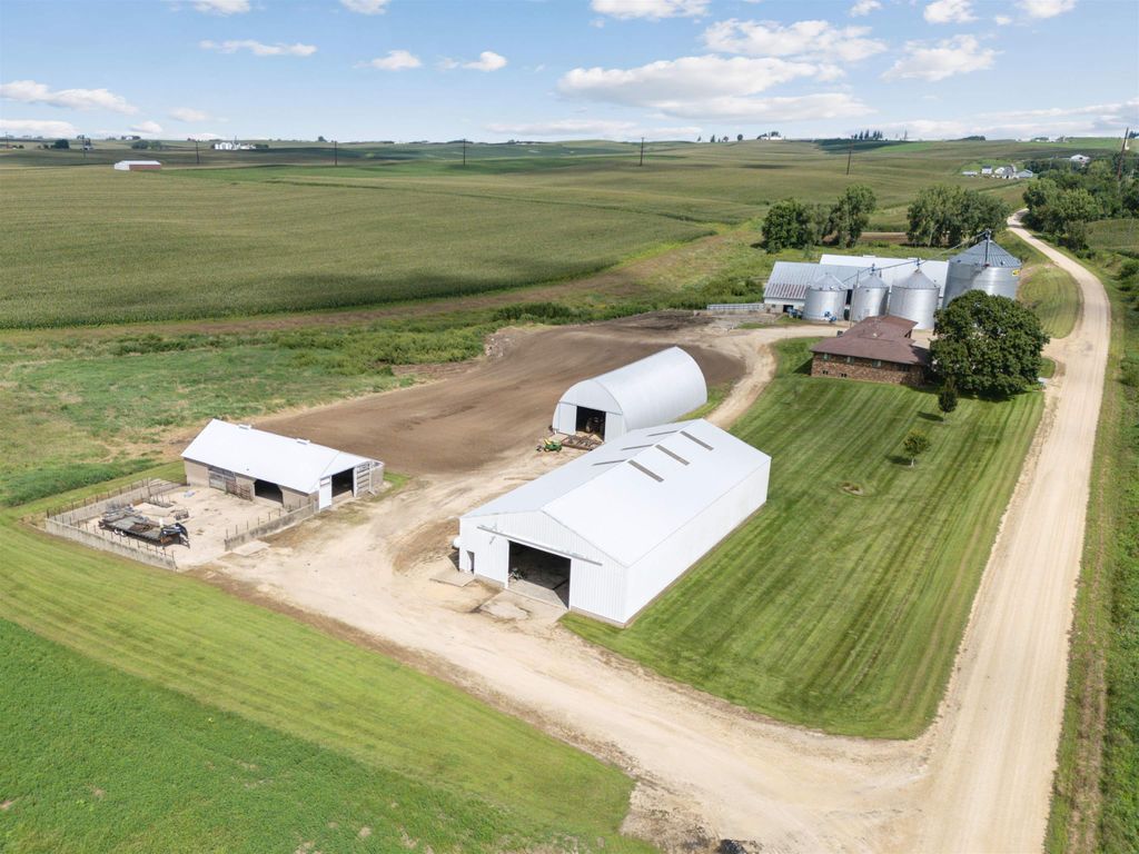 Photo of 1693 265th Avenue, Earlville, IA 52041 (MLS # 152839)