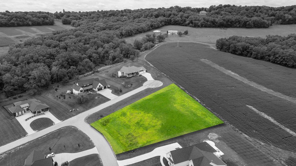Photo of Lot 9 Alea Lane, Dubuque, IA 52003 (MLS # 153006)