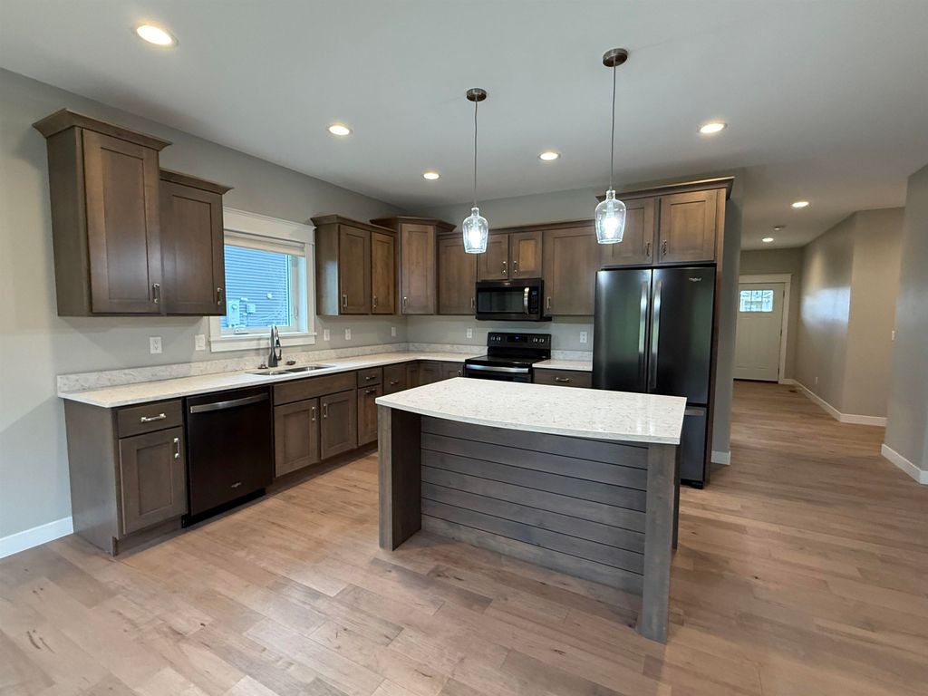 Photo of 3467 Wagon Wheel Lane, Dubuque, IA 52002 (MLS # 153292)