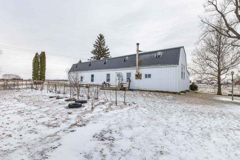 Photo of 2405 Pheasant Road, Hopkinton, IA 52237 (MLS # 153674)