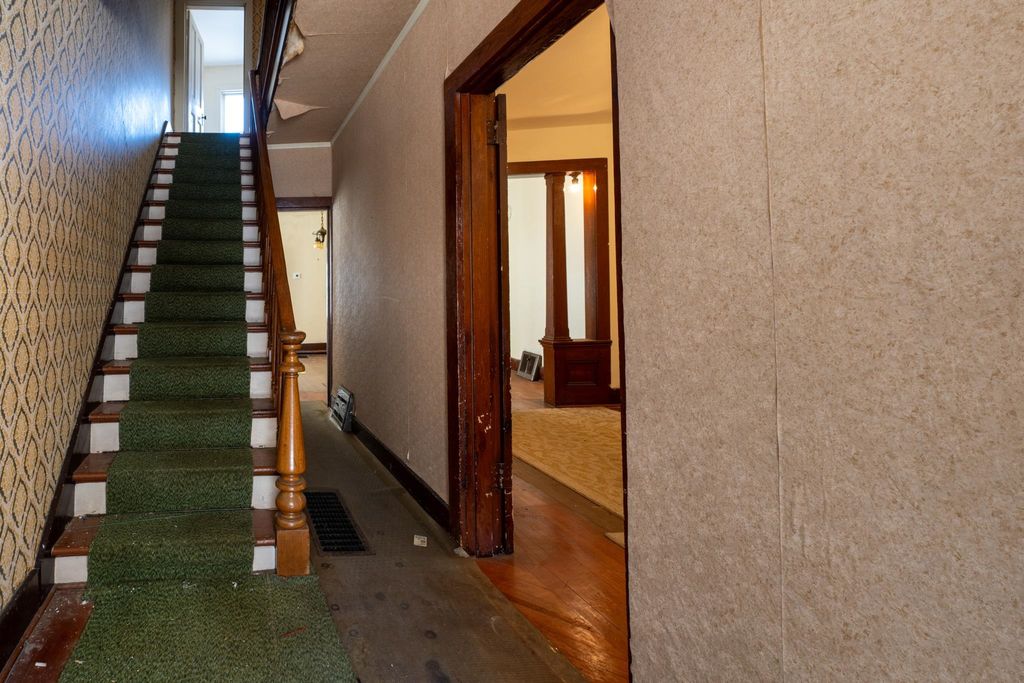 Photo of 327 Franklin Street, Galena, IL 61036 (MLS # 154194)