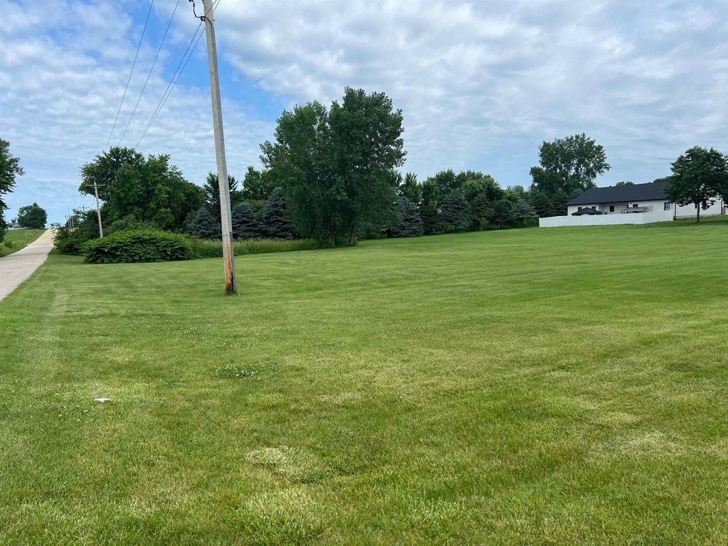 Photo of TBD Prospect Street, Strawberry Point, IA 52076 (MLS # 152484)