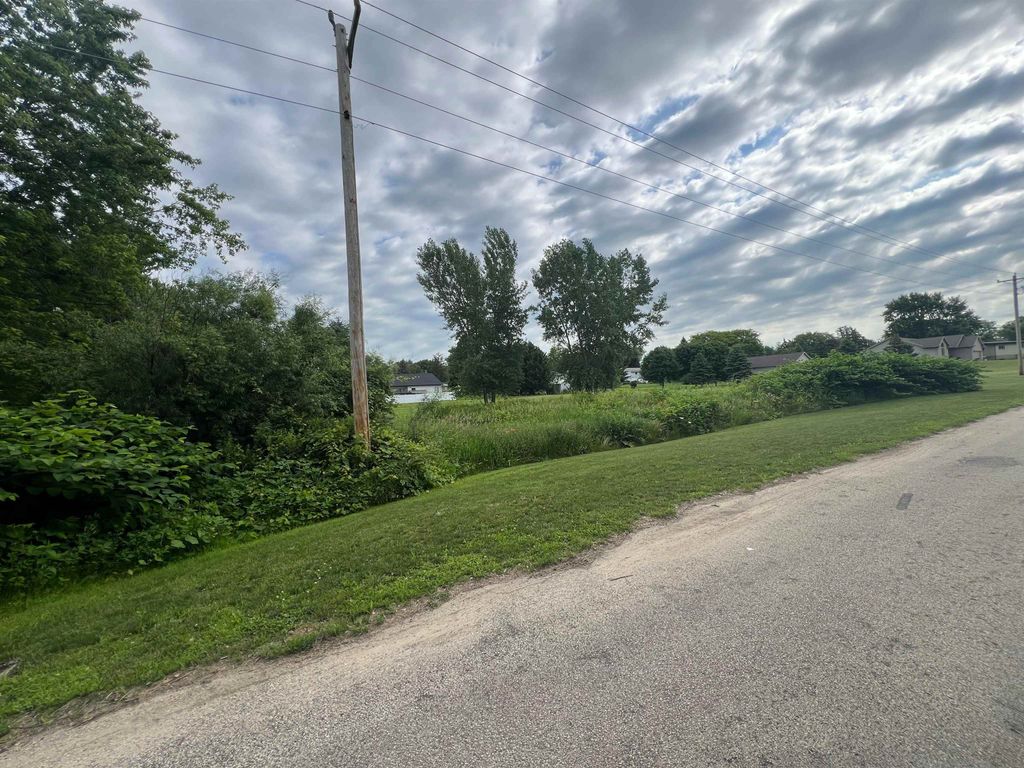 Photo of TBD Prospect Street, Strawberry Point, IA 52076 (MLS # 152484)