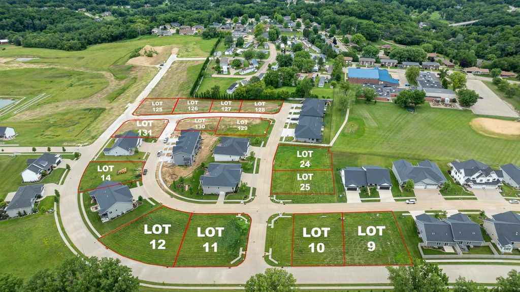 Photo of Lot 10 Autumn Ridge Lane, Dubuque, IA 52003 (MLS # 152555)